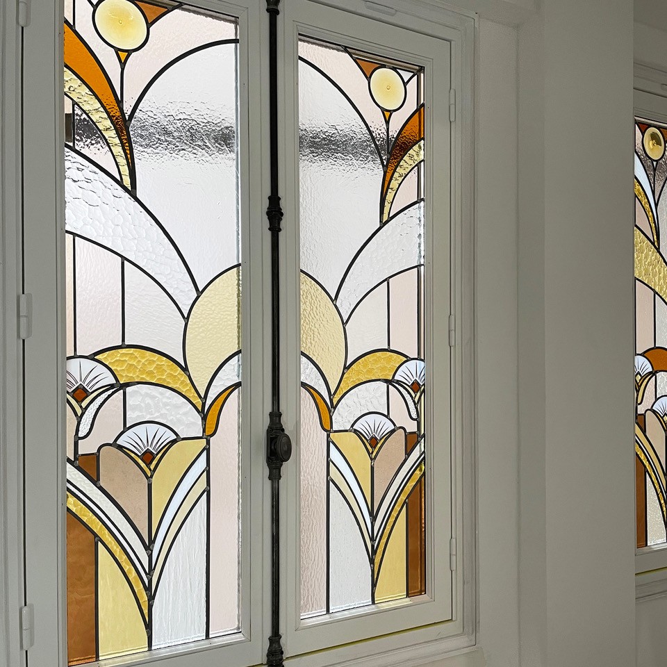 une-fenetre-a-paris-fenetre-sur-mesure-vitraux-reuilly