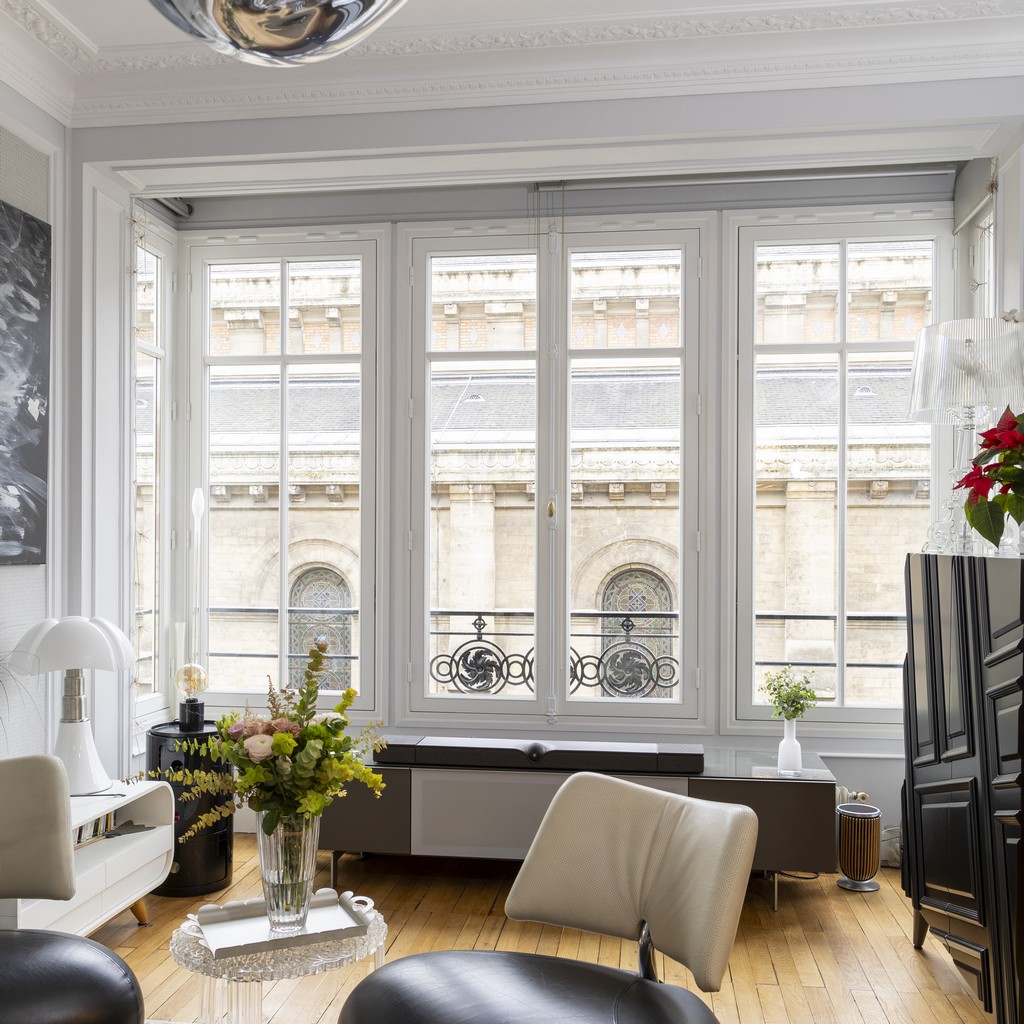 une-fenetre-a-paris-mouton-gueule-de-loup-bow-window